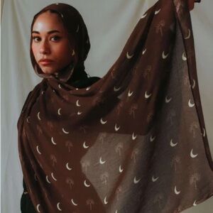 ISO ANY OF THESE VELA HIJABS